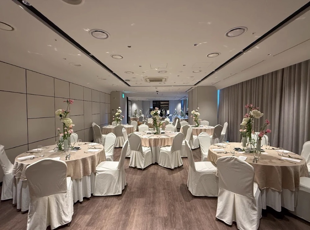 SALON 1+2 대관 사진 3