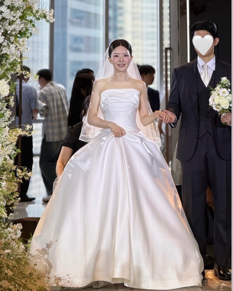 메아트 대표 사진