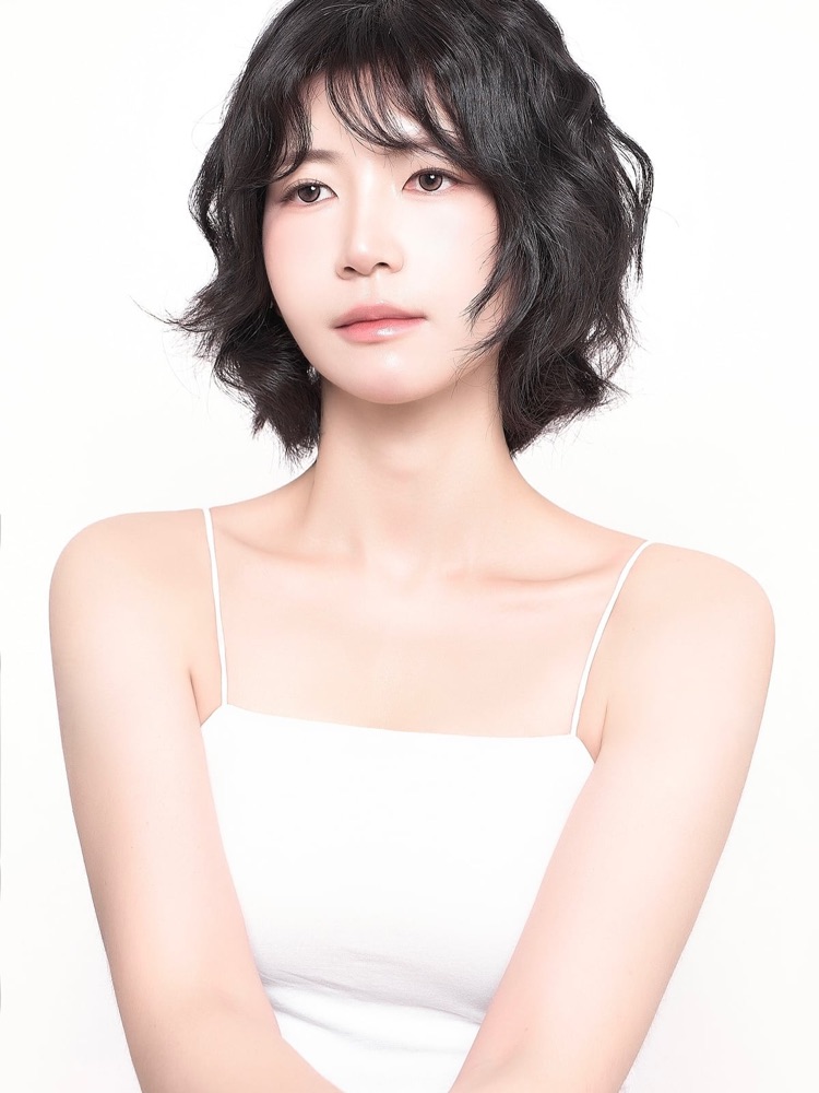 리슬메이크업 대표 사진